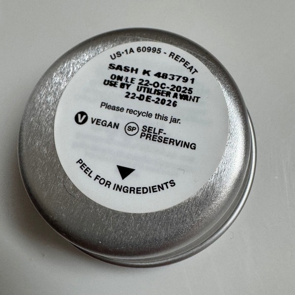 NWT LUSH Gift Set Yog Nog Shower Gel Sweet Wild Orange Hand & Foot Balm - Picture 11 of 11